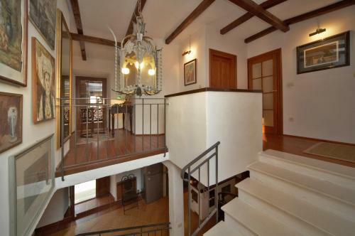 Rilovi? House