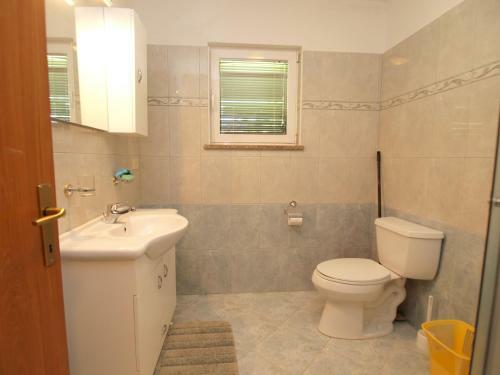 Apartments Sumber 1094