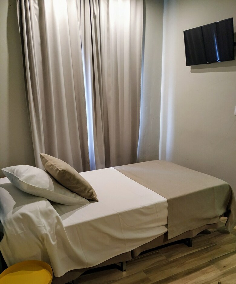 Hotel Vicente Home