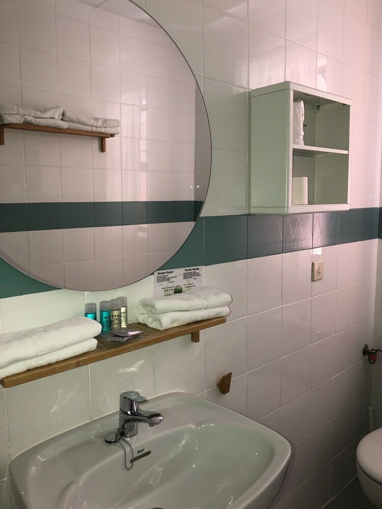 Hotel Vicente Home