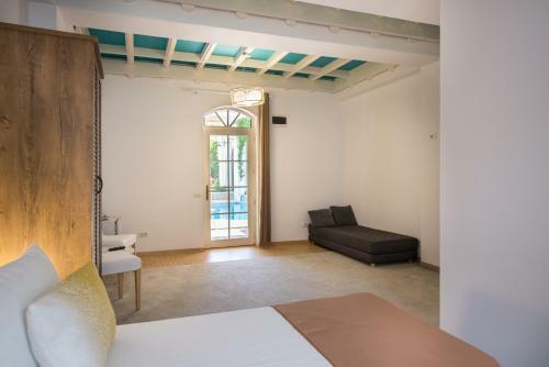 Hostal Vila Pontica