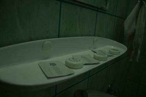 Hostal Pension Roni