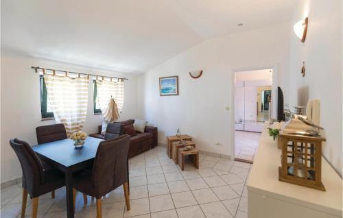 One-bedroom Apartment In Klek