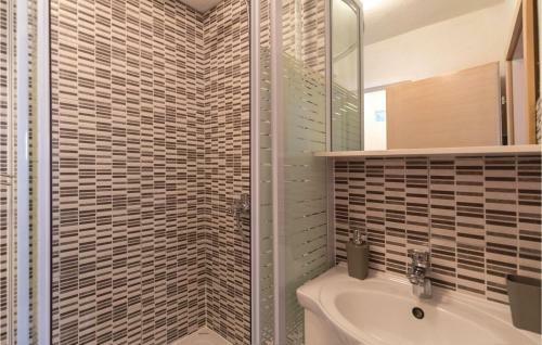 One-bedroom Apartment In Klek