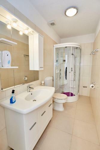 Repic Apartments
