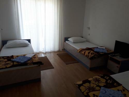 Hostal Guest House & Restaurant Adriatic Klek