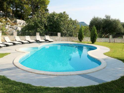 Beautiful Villa In Peracko Blato With Private Pool