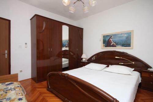 Hostal Triple Room Kustici 6288a