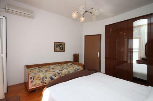 Hostal Triple Room Kustici 6288a