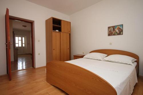 Apartments By The Sea Kustici, Pag - 6355