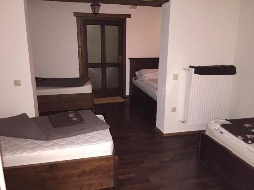 Hostal K?pince Vend�gh�z