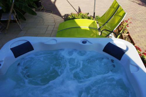 Hostal T�lgyfakuck� Apartman