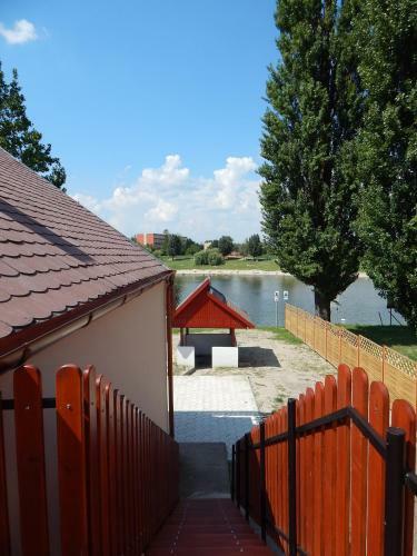 Napsug�r Apartman