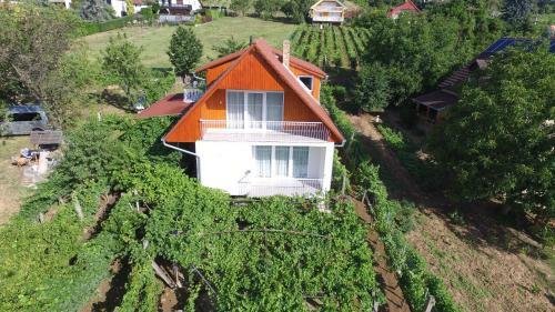 Mandula Apartmanok
