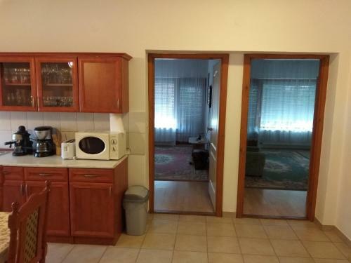 Hostal Anna Ilona Vend�gh�z