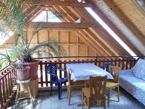 Apartment In Balatonbereny 18126