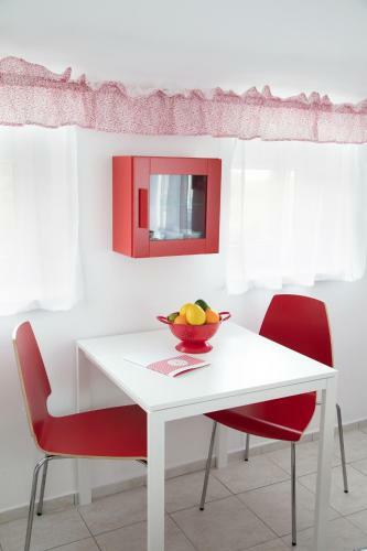 T�part Apartman And Home