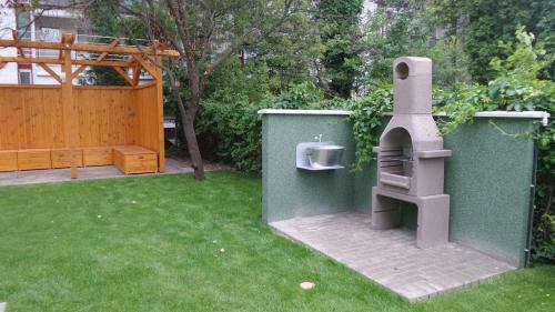 T�part Apartman And Home