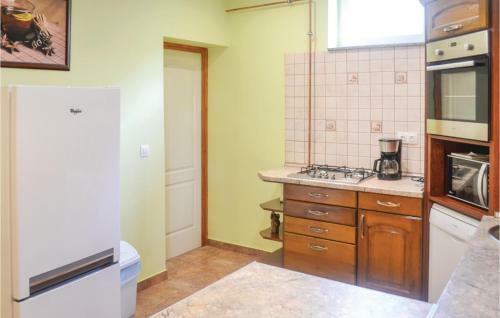 Two-bedroom Apartment In Balatonfenyves
