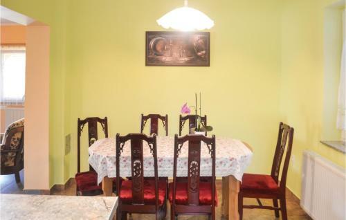 Two-bedroom Apartment In Balatonfenyves