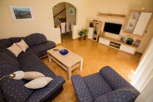 Holiday Home In Balatonf?zfo 35646