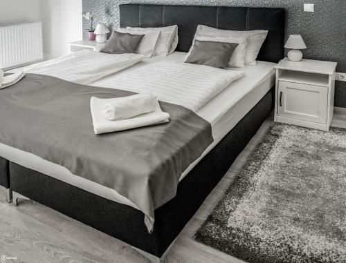 Aranymandula Apartmanok