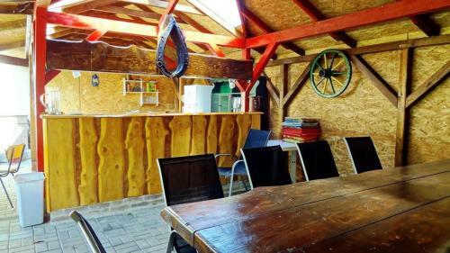 Apartment In Balatongy�r�k 35402