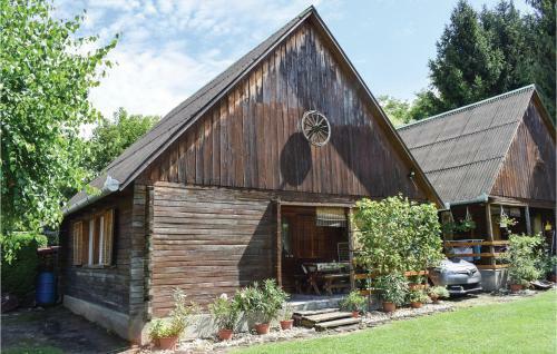 Two-bedroom Holiday Home In Balatonboglar