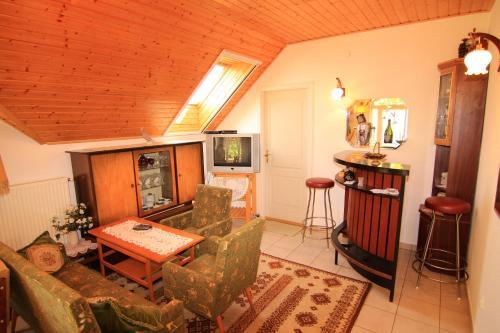 Zsuzsanna Apartmanh�z