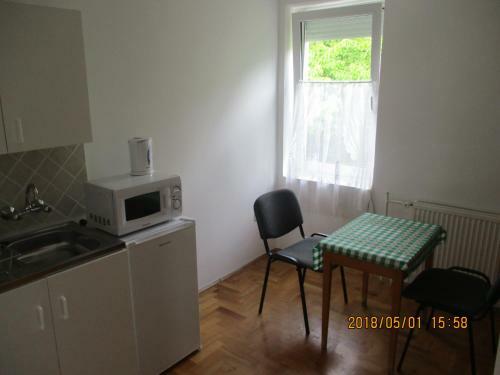 Bogl�rka Apartmanh�z