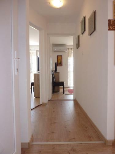 Apartamento Li-do Vend�gh�z