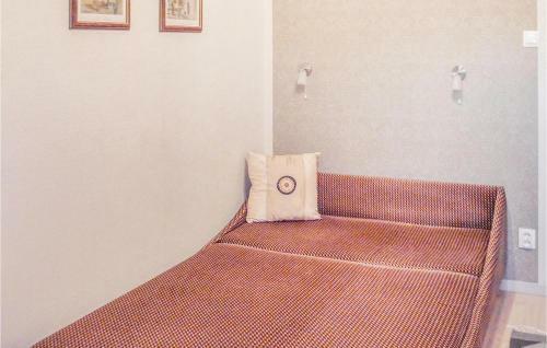 Three-bedroom Holiday Home In Balatonalmadi