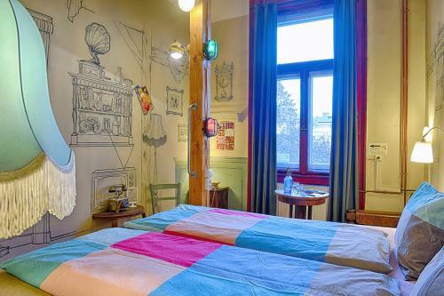 Lavender Circus Hostel, Doubles & Ensuites