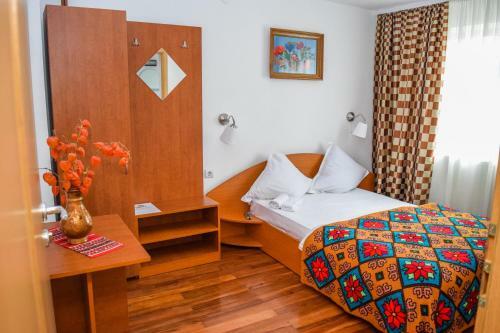 Hostal Pensiunea Colt De Munte