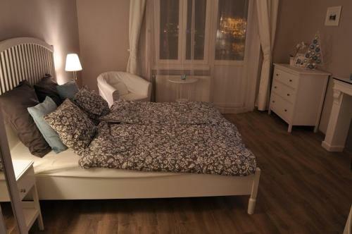 Vintage Panoramic Apartment