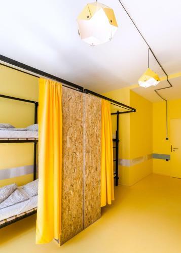Essential Hostel