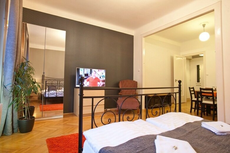 Parliament Penthouse Boutique B&B