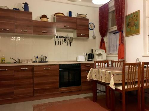 Koren Family Apartment