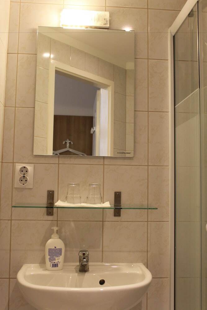 Hostal Omega Guesthouse Budapest