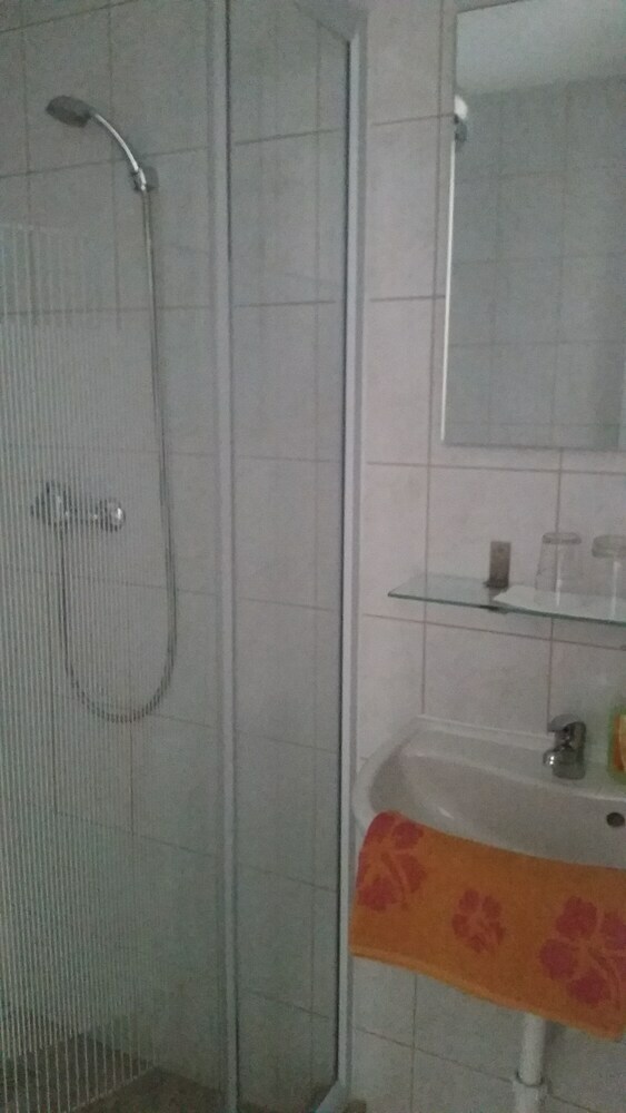 Hostal Omega Guesthouse Budapest