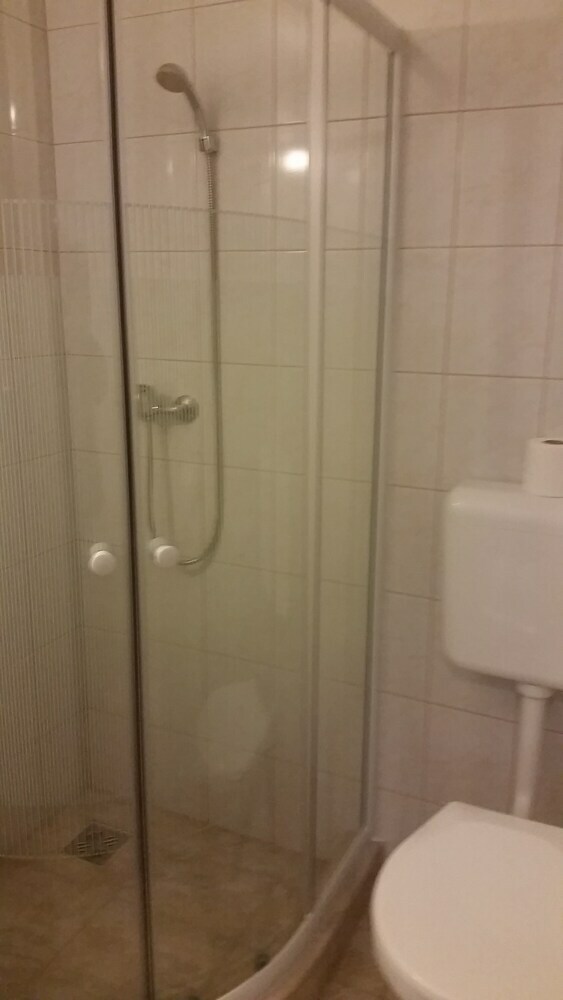 Hostal Omega Guesthouse Budapest