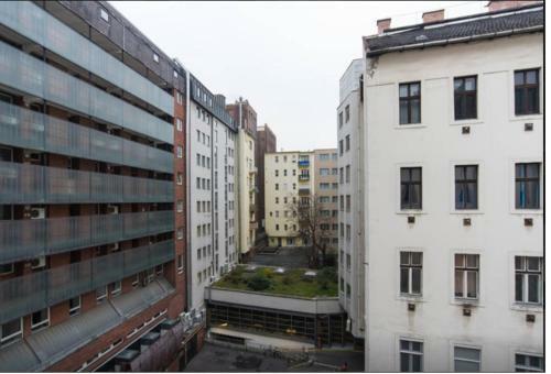 Sparrowl Apartments