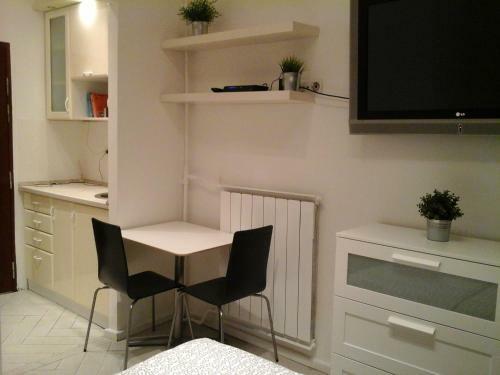 Rock Apartment