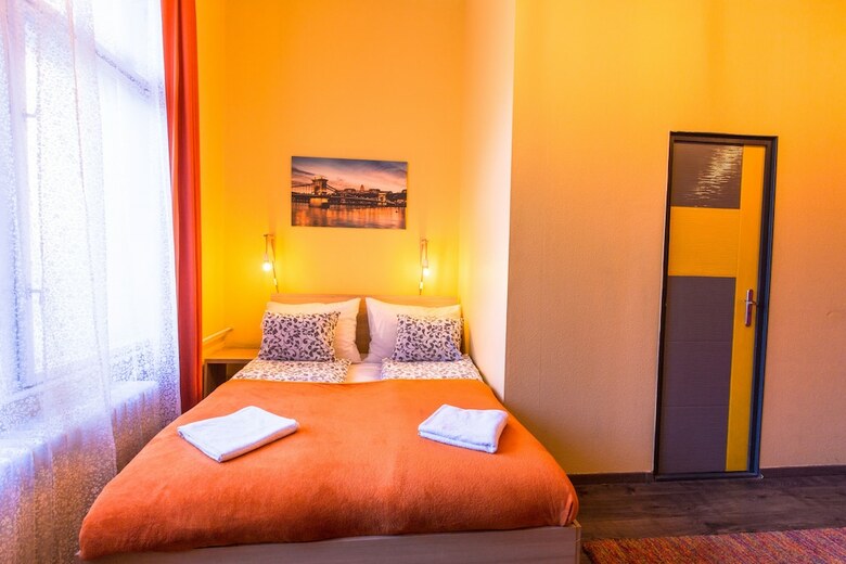 Albergue Goodmo House