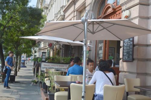 Hostal Riverside Danube Guest House
