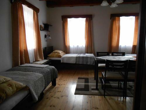 Hostal V�r-kert Vend�gh�z