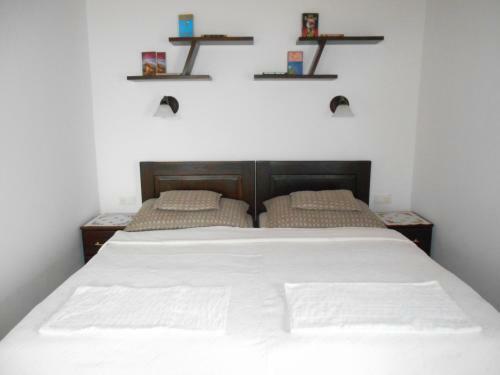 Hostal V�r-kert Vend�gh�z