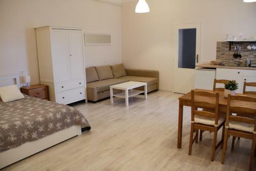 Pacsirta Apartmanh�z