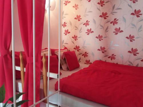 L�na Apartmanh�z - Eger