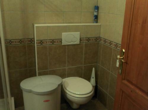Hotel Kenguru Panzi�